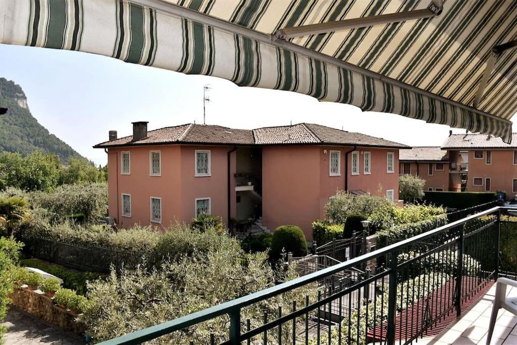 Appartamento I Cocai Garda  Bagian luar foto